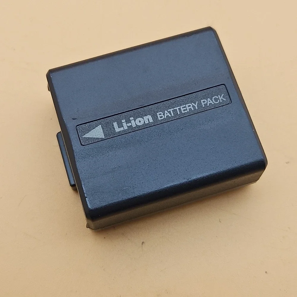 Hitachi Battery Pack DZ-BP7S 7.2v 680mAh Li-ion‎ Camera Battery Genuine OEM